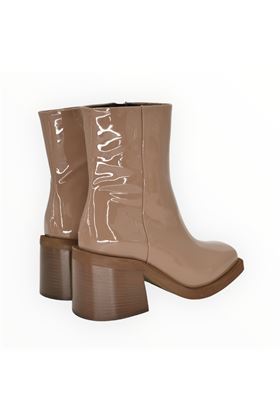  LAURA BALLARIVA | 9183-TORTORA